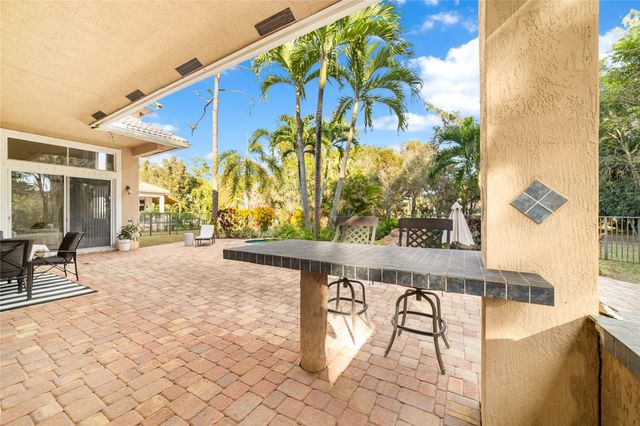 5804 NW 88th Manor, Parkland, FL 33067