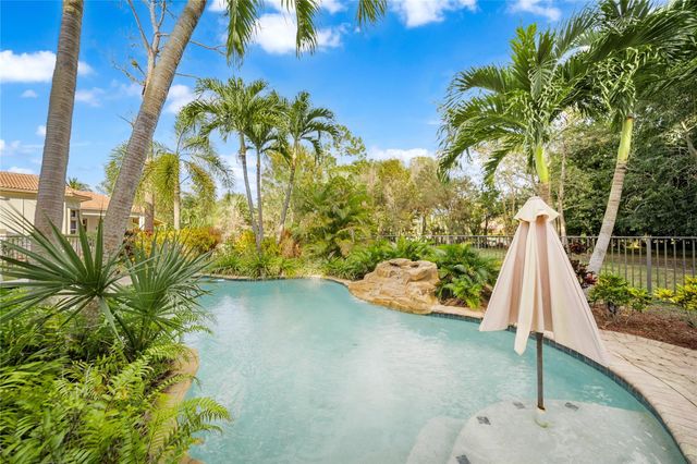 5804 NW 88th Manor, Parkland, FL 33067