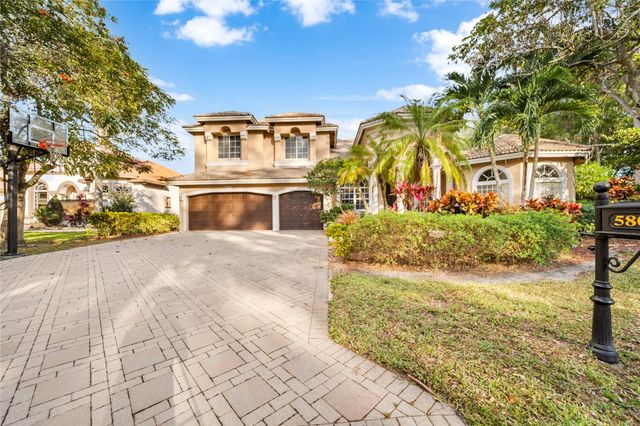 5804 NW 88th Manor, Parkland, FL 33067