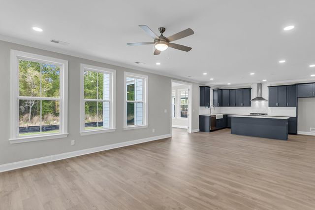 5 Tuggle Lane Drive, Ridgeville, SC 29472