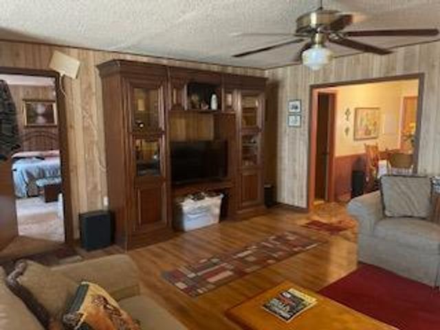 7371 Miller Creek Loop LOOP, Johnson City, TX 78636