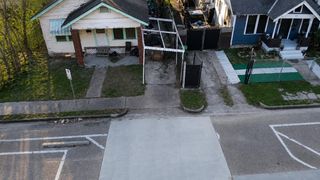 2305 Elysian Street, Houston, TX 77026
