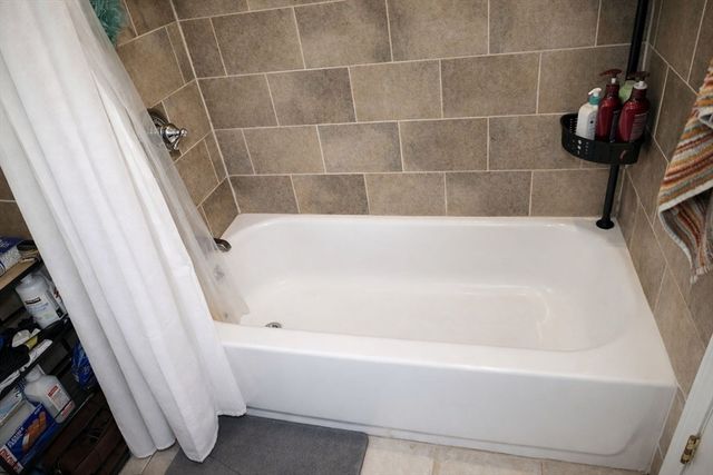 7 Jaques St, Somerville, MA 02145