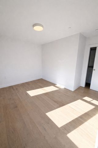 65 L Street 303, Boston, MA 02127