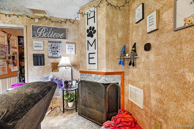 6260 Beth, Brighton, MI 48116