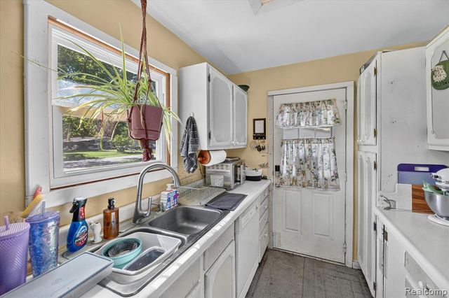 6260 Beth, Brighton, MI 48116