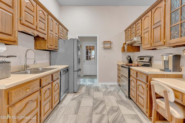 8574 Bell Brook Drive, Olive Branch, MS 38654