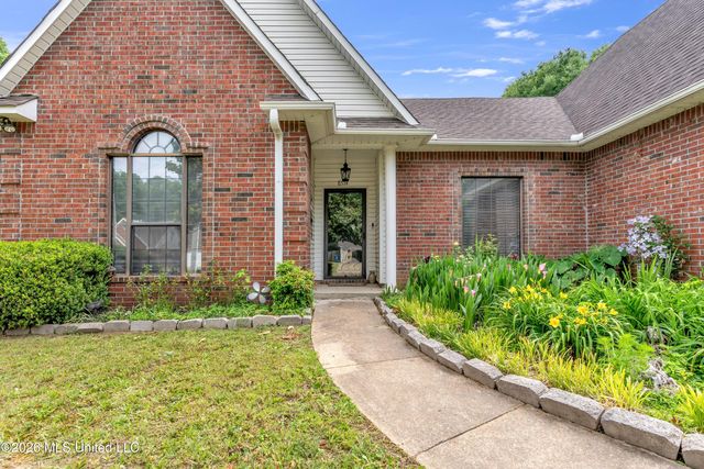 8574 Bell Brook Drive, Olive Branch, MS 38654