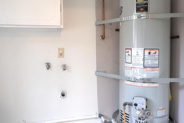 1740 Sandalwood Dr, Stockton, CA 95210