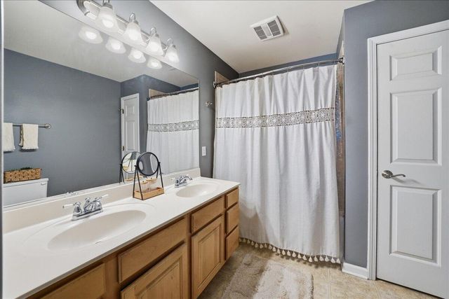 1938 Cory Lane, Chesterton, IN 46304