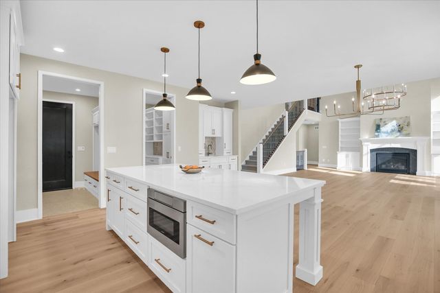 2709 Castlerock Drive, Urbana, IL 61802