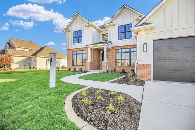 2709 Castlerock Drive, Urbana, IL 61802