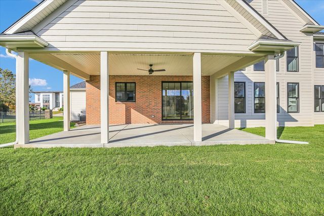 2709 Castlerock Drive, Urbana, IL 61802