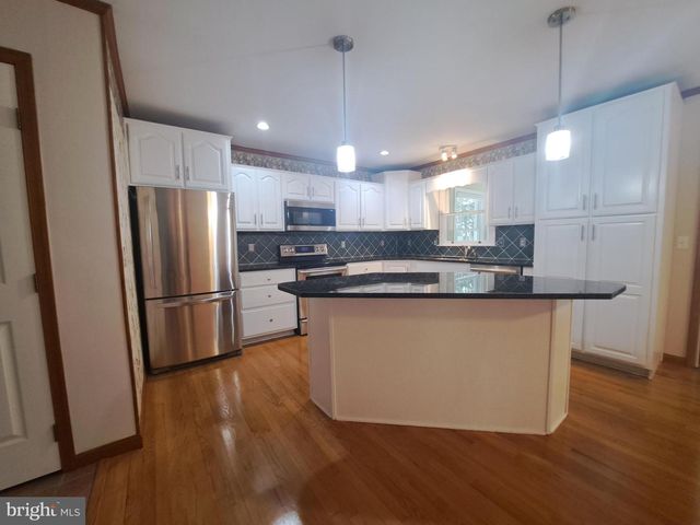 11 ROBERTS RD, Lewes, DE 19958