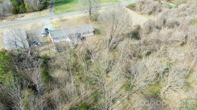 8206 Caliterra Drive, Charlotte, NC 28227