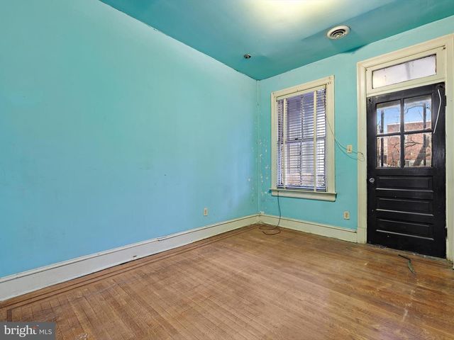 1474 HARVARD ST NW, Washington, DC 20009