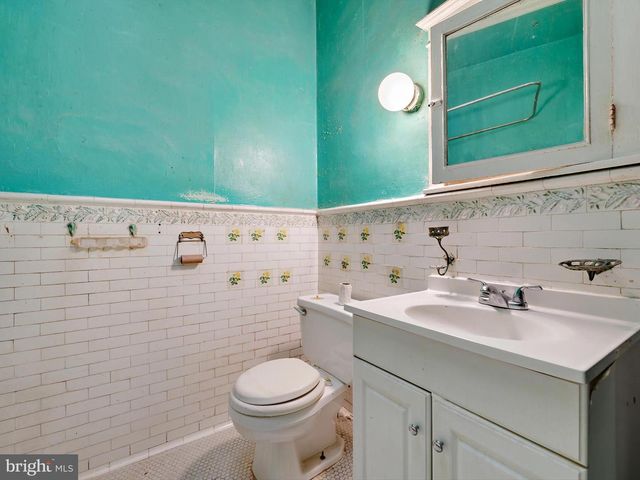 1474 HARVARD ST NW, Washington, DC 20009