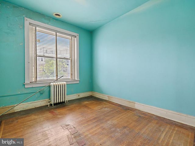 1474 HARVARD ST NW, Washington, DC 20009