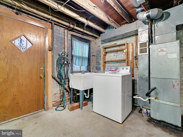 1474 HARVARD ST NW, Washington, DC 20009