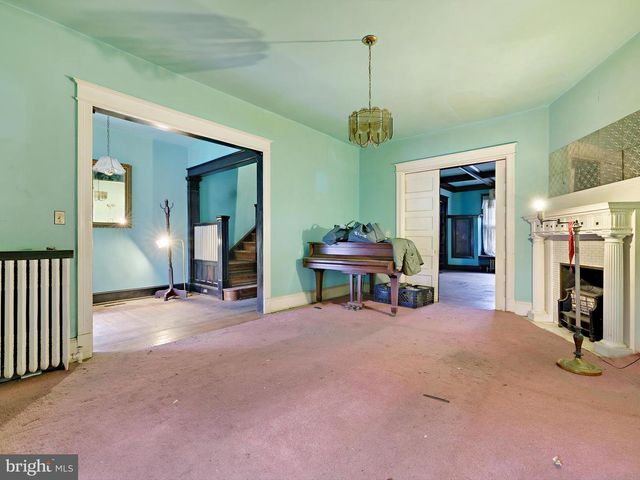 1474 HARVARD ST NW, Washington, DC 20009