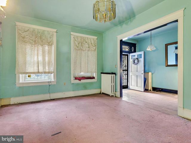 1474 HARVARD ST NW, Washington, DC 20009