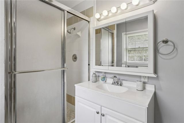 2491 Pasadena SE Place, Smyrna, GA 30080