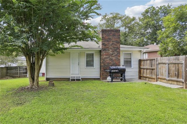 2491 Pasadena SE Place, Smyrna, GA 30080