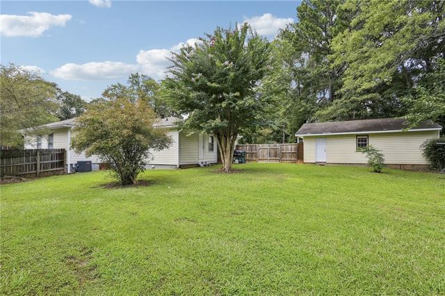 2491 Pasadena SE Place, Smyrna, GA 30080