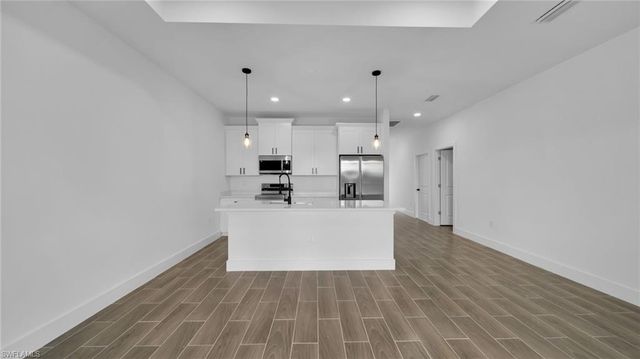 330 Gordon AVE S, Lehigh Acres, FL 33973