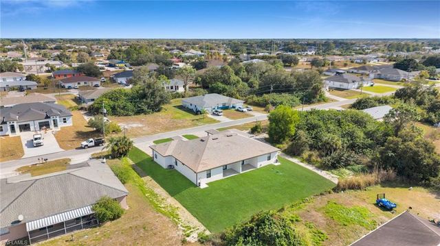 330 Gordon AVE S, Lehigh Acres, FL 33973