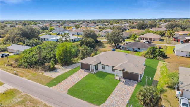 330 Gordon AVE S, Lehigh Acres, FL 33973