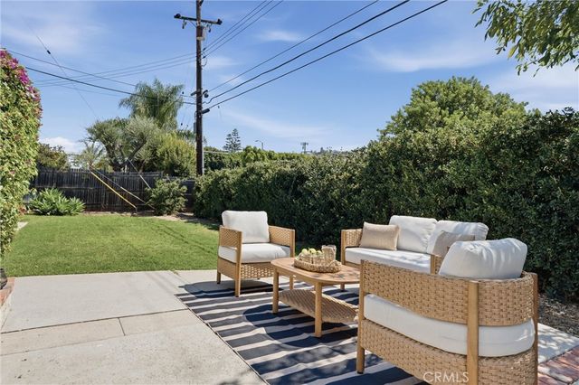 13032 Earlham, North Tustin, CA 92705