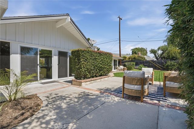 13032 Earlham, North Tustin, CA 92705