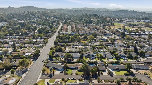 13032 Earlham, North Tustin, CA 92705