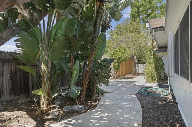 13032 Earlham, North Tustin, CA 92705