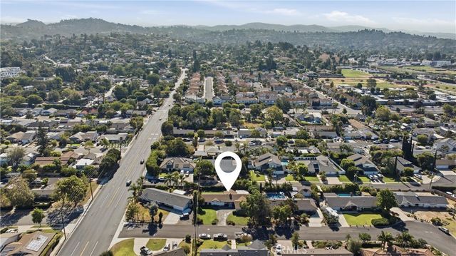 13032 Earlham, North Tustin, CA 92705
