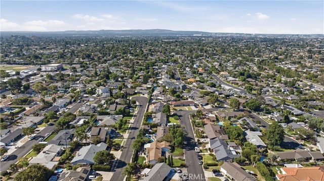 13032 Earlham, North Tustin, CA 92705