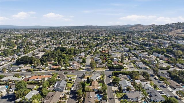 13032 Earlham, North Tustin, CA 92705