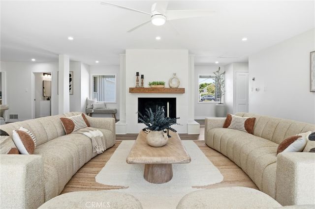 13032 Earlham, North Tustin, CA 92705