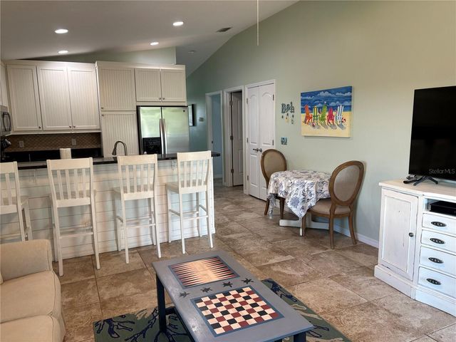 303 62ND STREET A, Holmes Beach, FL 34217