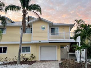 303 62ND STREET A, Holmes Beach, FL 34217