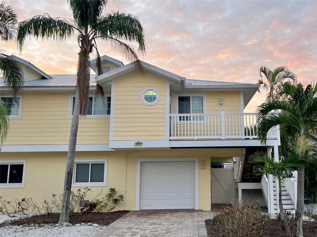 303 62ND STREET A, Holmes Beach, FL 34217