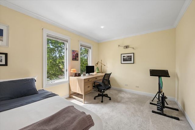 2304 N Lakewood Avenue 2304, Chicago, IL 60614