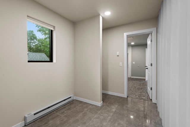 2434 Irving Avenue N, Minneapolis, MN 55411