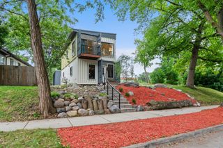 2434 Irving Avenue N, Minneapolis, MN 55411