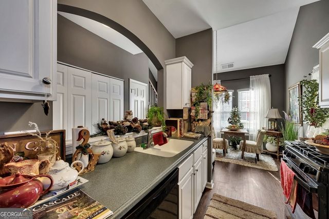 153 Birchwood Pass, Canton, GA 30114