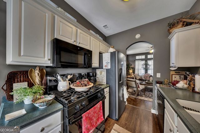 153 Birchwood Pass, Canton, GA 30114