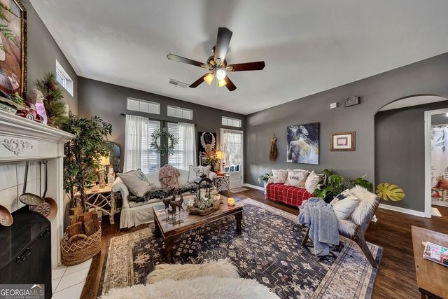 153 Birchwood Pass, Canton, GA 30114