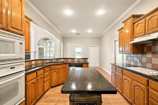 1318 Saddle Lakes Drive, Abilene, TX 79602