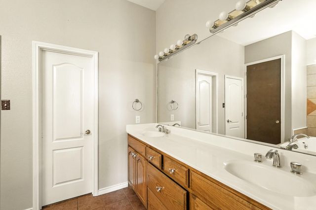 1318 Saddle Lakes Drive, Abilene, TX 79602